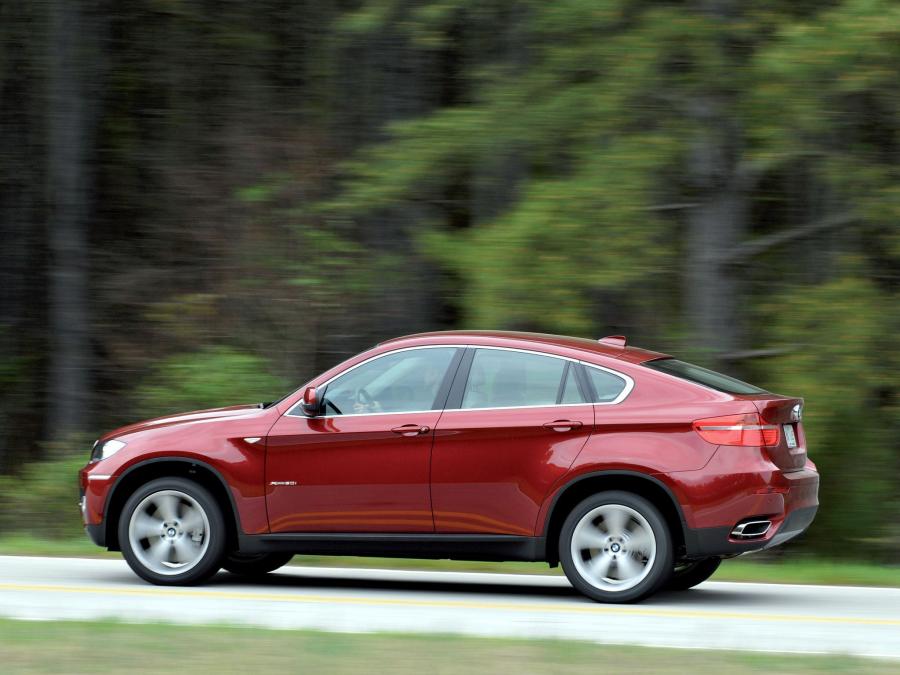  BMW X6 xDrive 5.0i 2008 года  (фото 10 из 16)